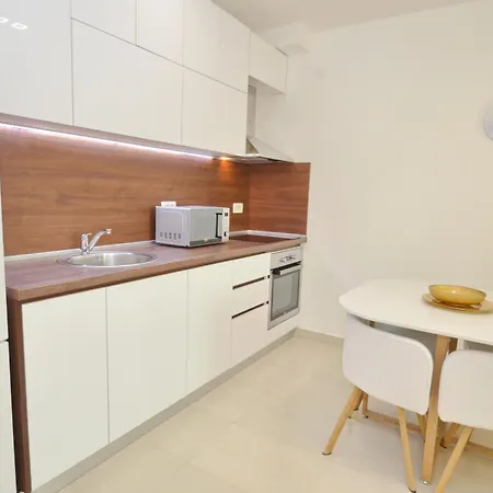Discovery Point Apartment Tivat Exterior photo