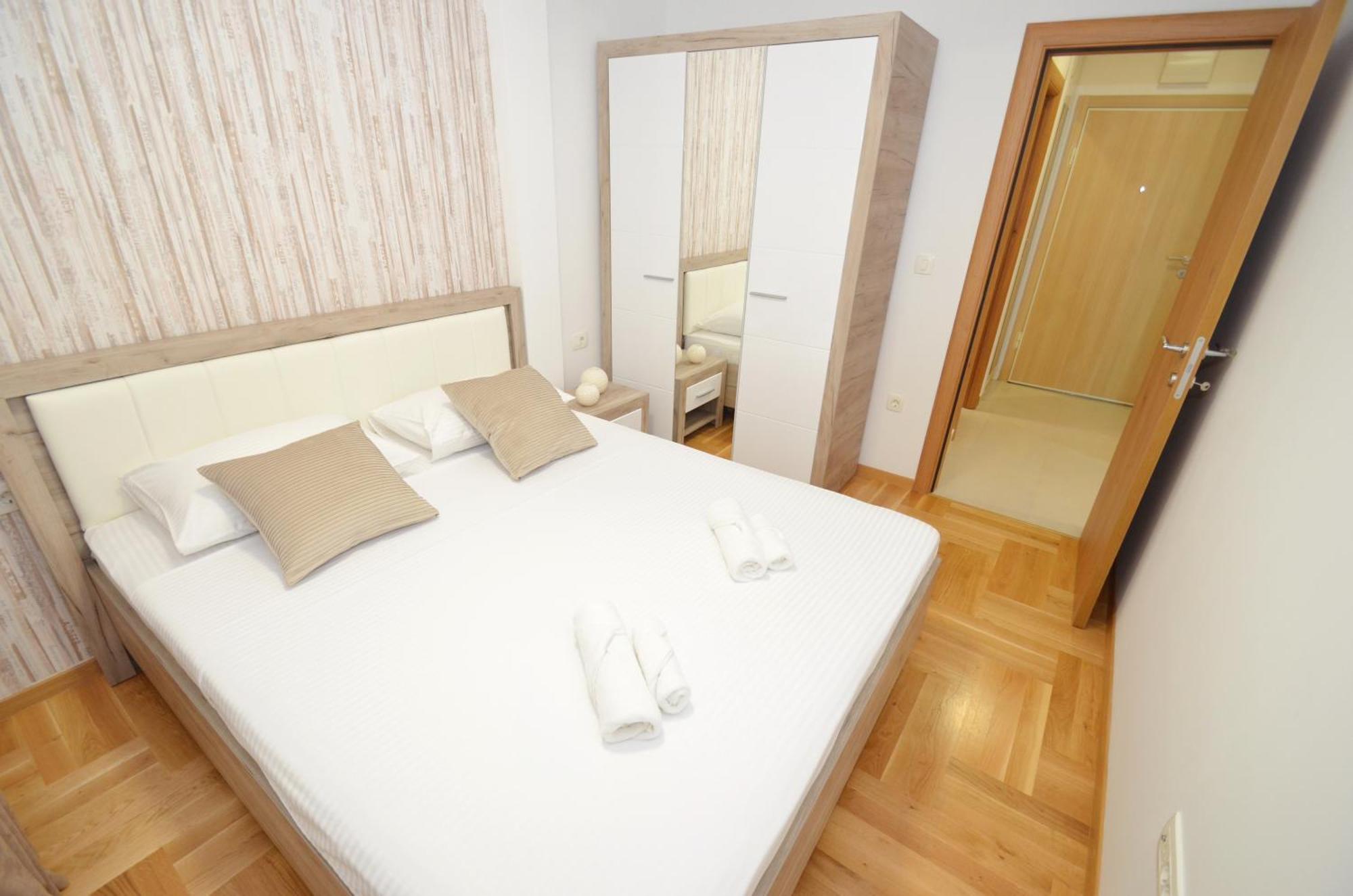 Apartment Discovery Point